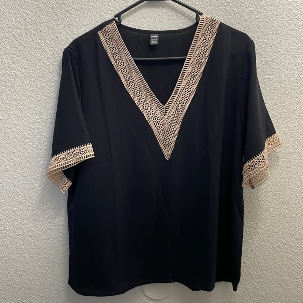 Women’s blouse